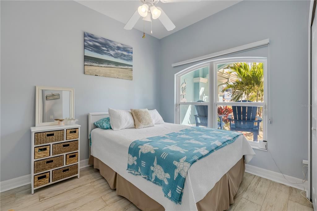 En Venta: $700,000 (5 camas, 3 baños, 2090 Pies cuadrados)