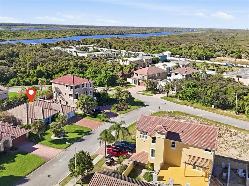 En Venta: $700,000 (5 camas, 3 baños, 2090 Pies cuadrados)