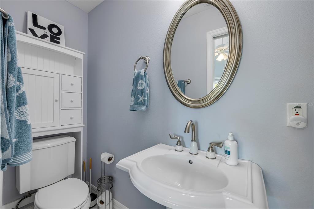 En Venta: $700,000 (5 camas, 3 baños, 2090 Pies cuadrados)