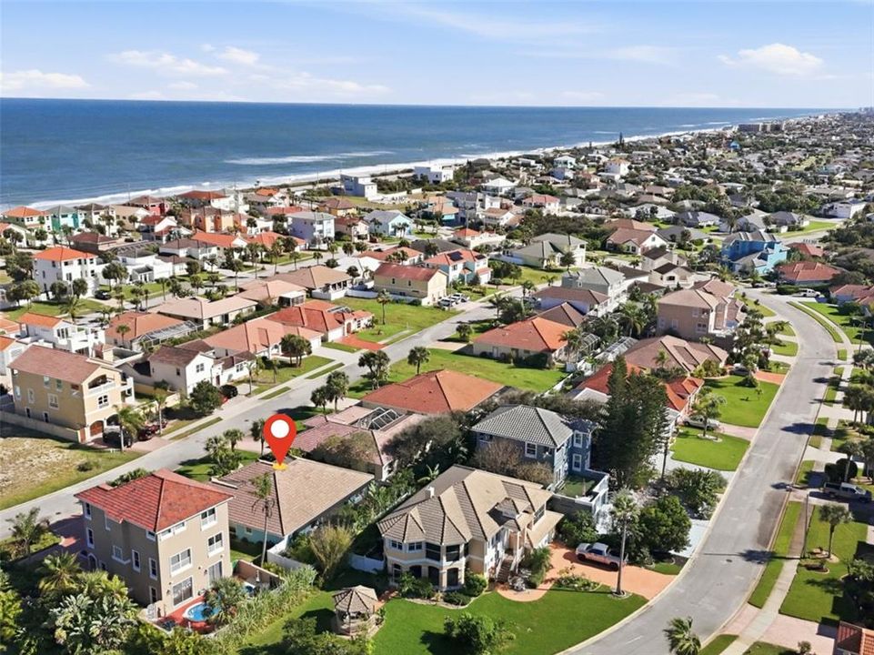 En Venta: $700,000 (5 camas, 3 baños, 2090 Pies cuadrados)