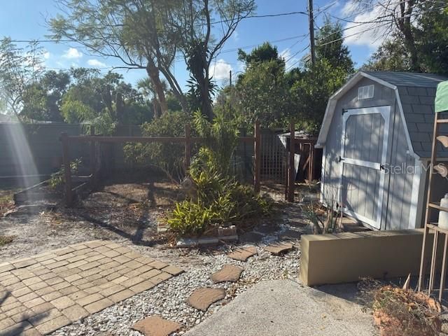 For Rent: $2,800 (3 beds, 2 baths, 1648 Square Feet)