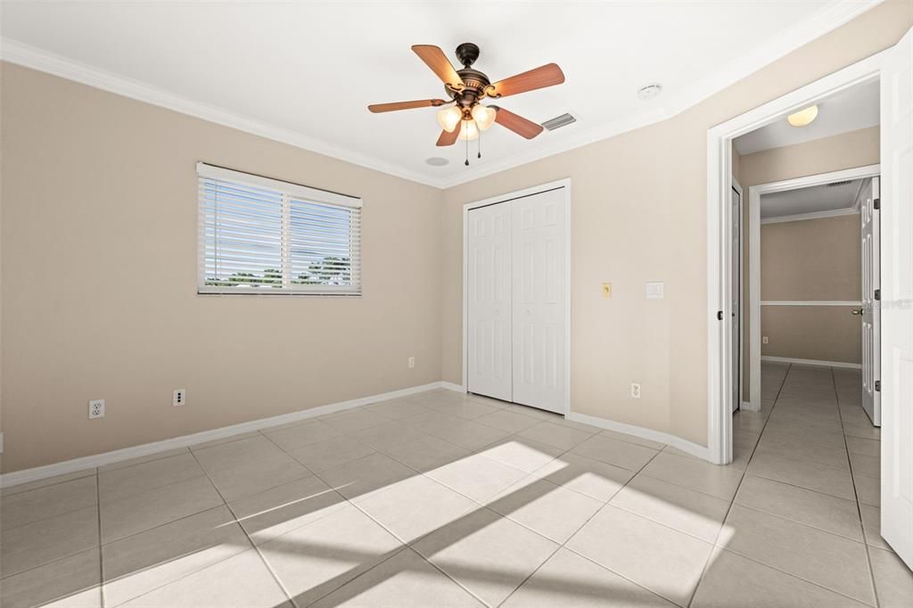 Activo con contrato: $375,000 (3 camas, 2 baños, 1628 Pies cuadrados)