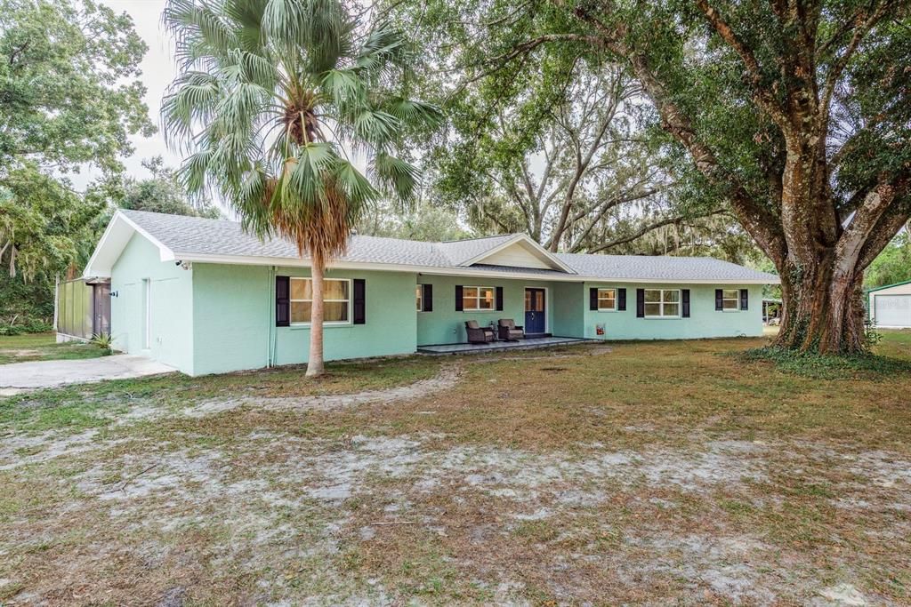 En Venta: $875,000 (4 camas, 2 baños, 2690 Pies cuadrados)