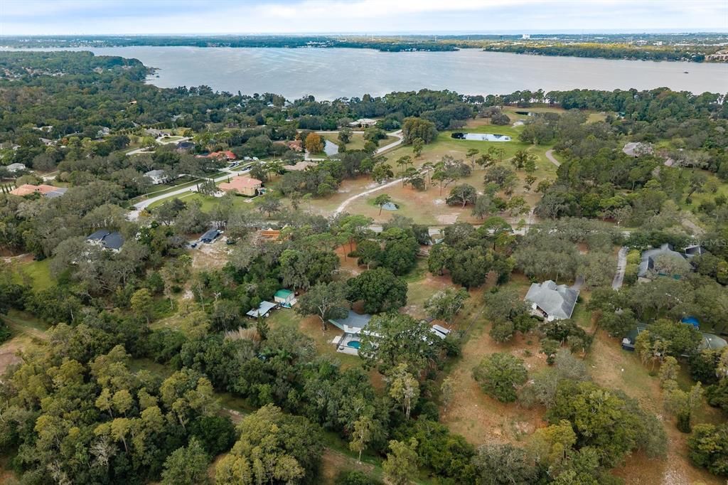 En Venta: $875,000 (4 camas, 2 baños, 2690 Pies cuadrados)