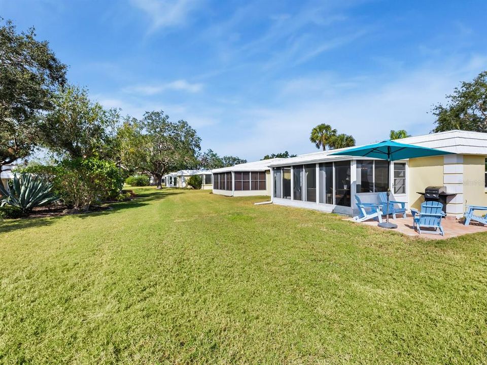 For Sale: $335,000 (2 beds, 2 baths, 1155 Square Feet)