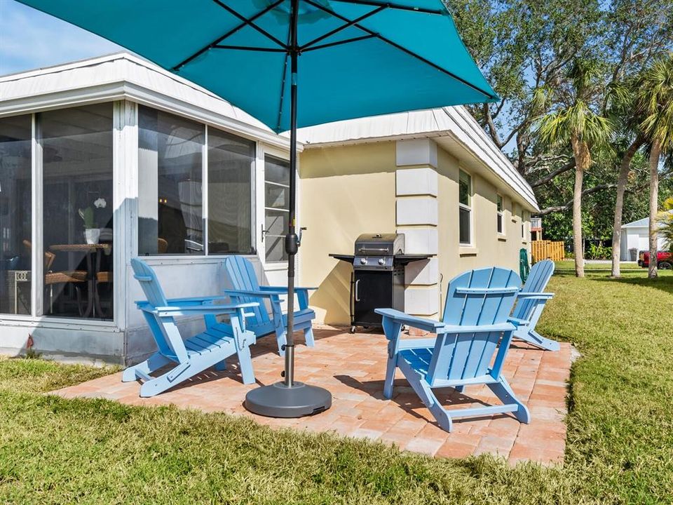 For Sale: $335,000 (2 beds, 2 baths, 1155 Square Feet)