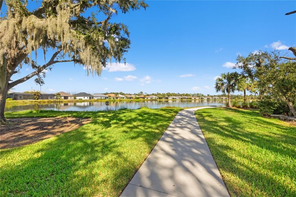 Под контрактом: $465,000 (3 спален, 2 ванн, 2226 Квадратных фут)