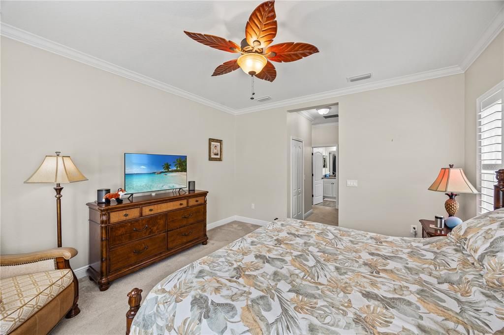 Под контрактом: $465,000 (3 спален, 2 ванн, 2226 Квадратных фут)