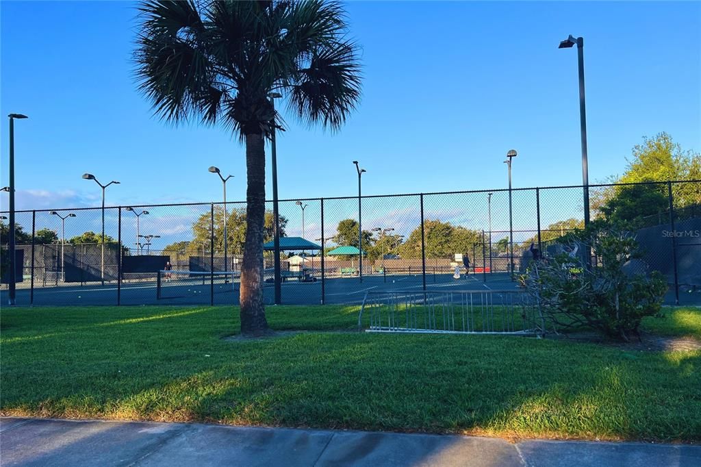 En Venta: $245,000 (2 camas, 2 baños, 1040 Pies cuadrados)