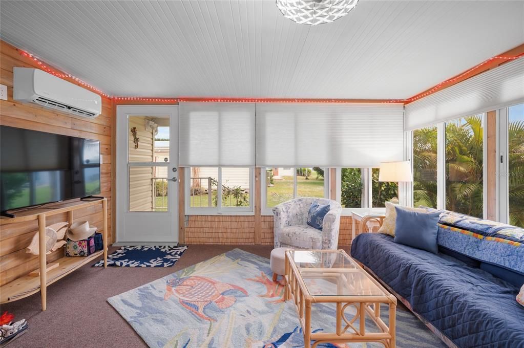 待售: $285,900 (2 贝兹, 2 浴室, 1751 平方英尺)