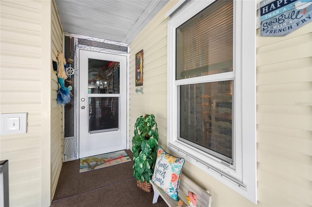 待售: $285,900 (2 贝兹, 2 浴室, 1751 平方英尺)