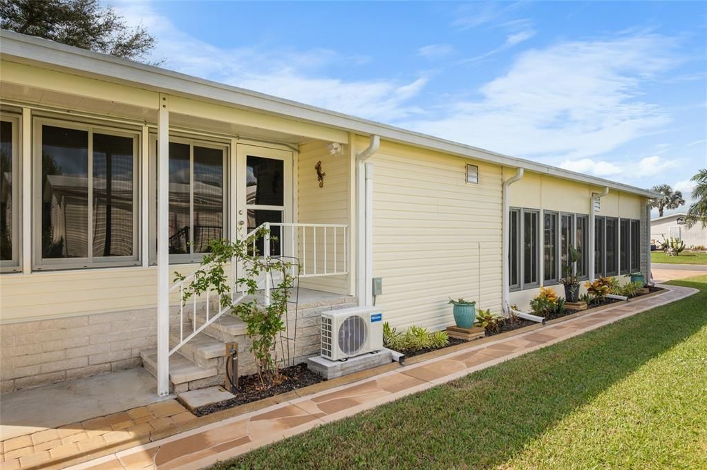 待售: $285,900 (2 贝兹, 2 浴室, 1751 平方英尺)