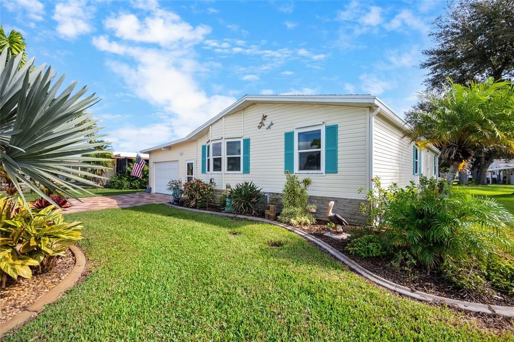 待售: $285,900 (2 贝兹, 2 浴室, 1751 平方英尺)