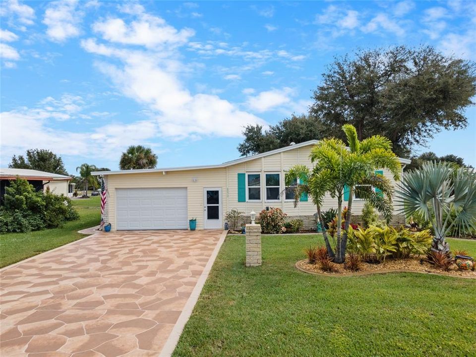 待售: $285,900 (2 贝兹, 2 浴室, 1751 平方英尺)