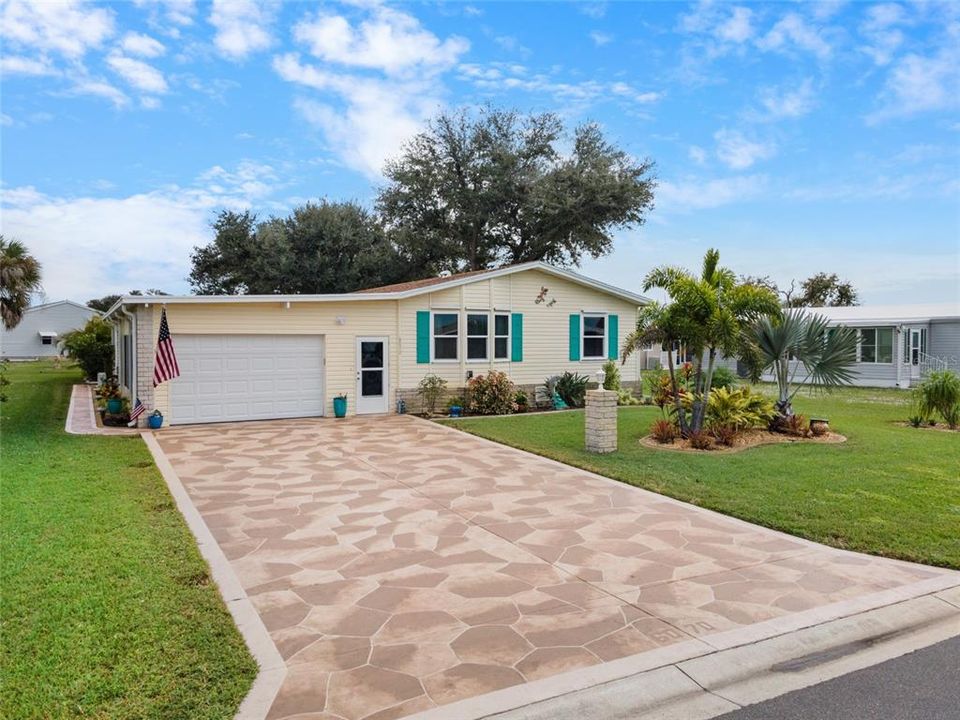 待售: $285,900 (2 贝兹, 2 浴室, 1751 平方英尺)