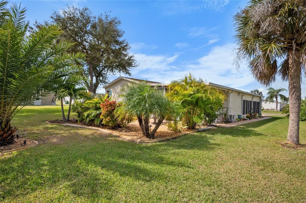 待售: $285,900 (2 贝兹, 2 浴室, 1751 平方英尺)