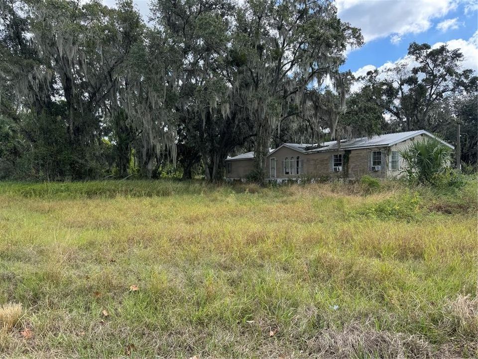 En Venta: $629,000 (4 camas, 2 baños, 2052 Pies cuadrados)