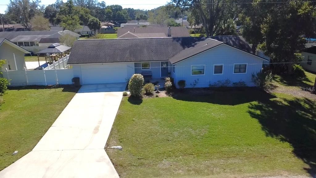 Activo con contrato: $249,500 (3 camas, 2 baños, 1372 Pies cuadrados)