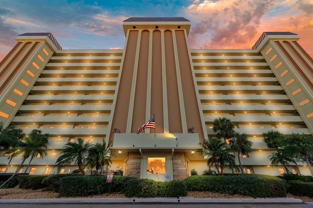 待售: $174,990 (1 贝兹, 1 浴室, 530 平方英尺)