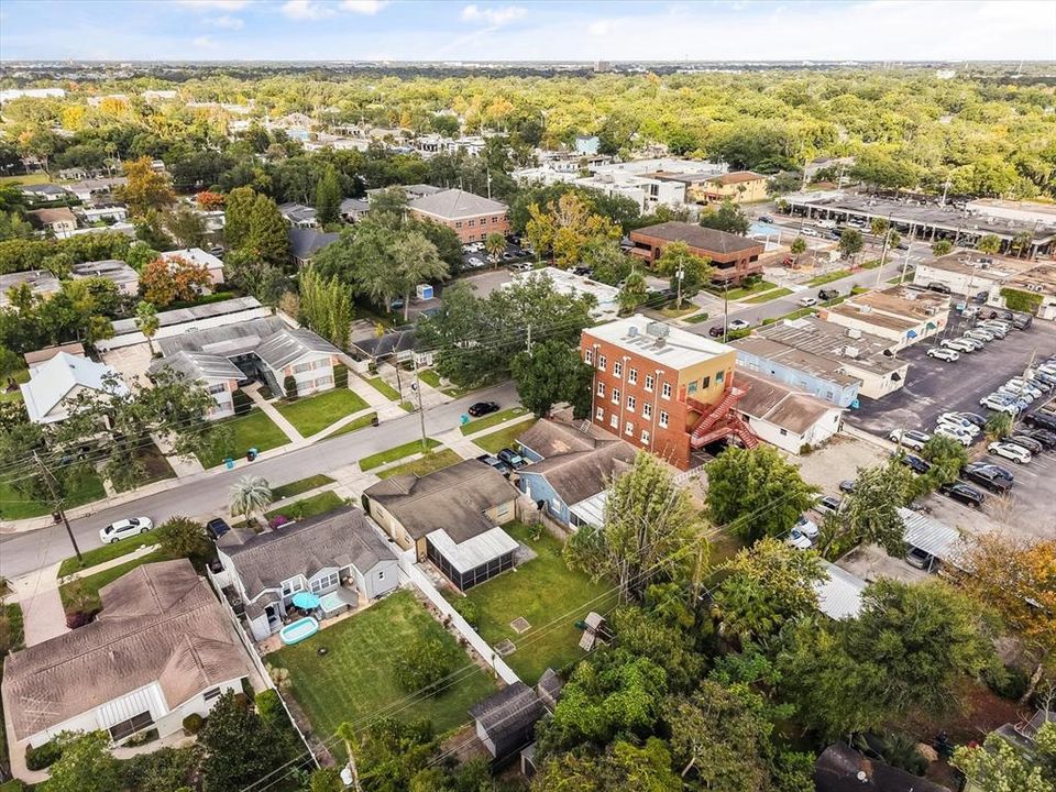 Activo con contrato: $400,000 (0.16 acres)