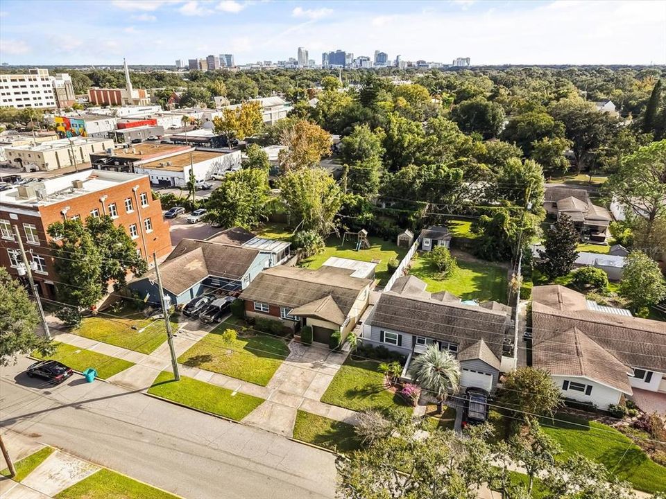 Activo con contrato: $400,000 (0.16 acres)