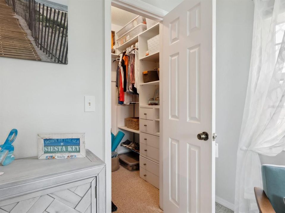 For Sale: $345,000 (2 beds, 2 baths, 1155 Square Feet)