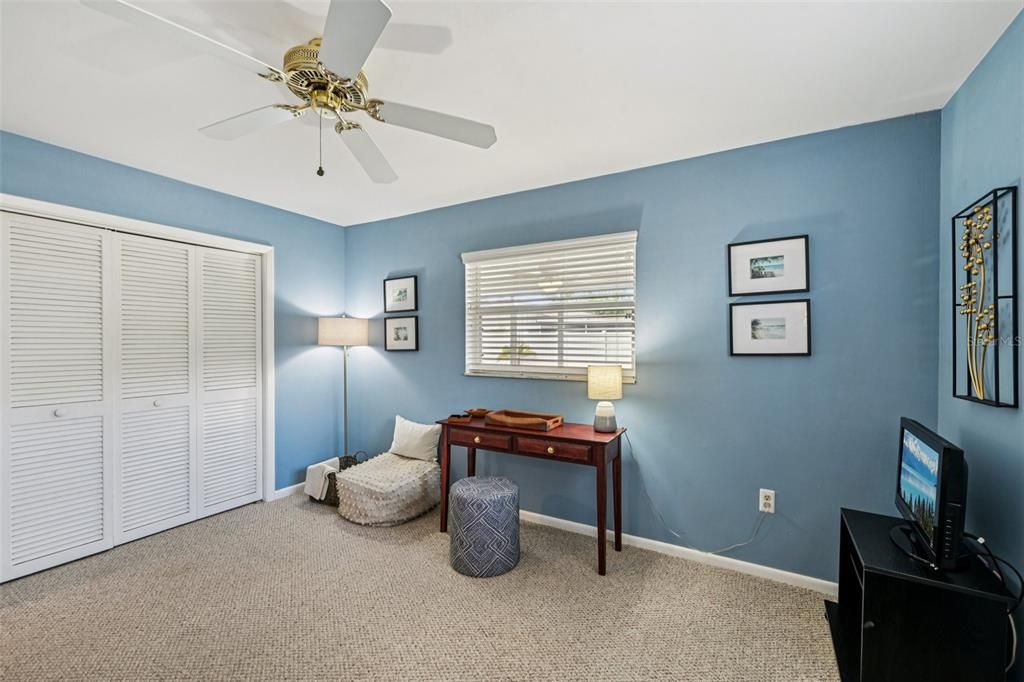 Active With Contract: $500,000 (3 beds, 2 baths, 1678 Square Feet)