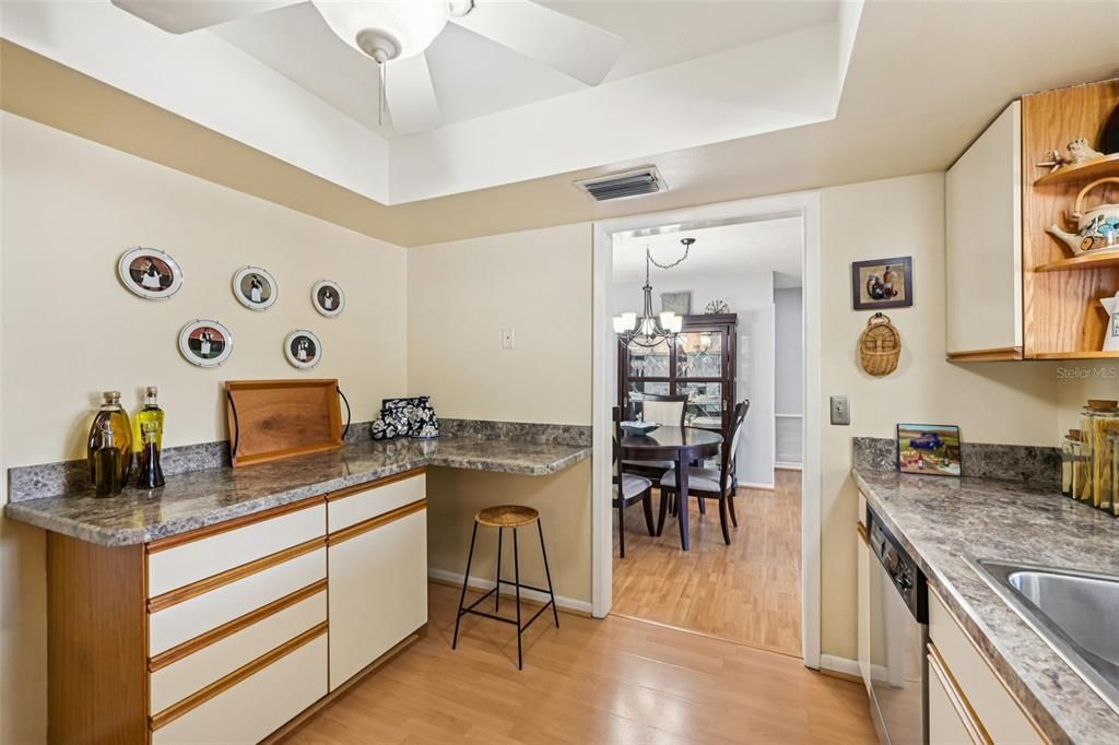 Active With Contract: $500,000 (3 beds, 2 baths, 1678 Square Feet)