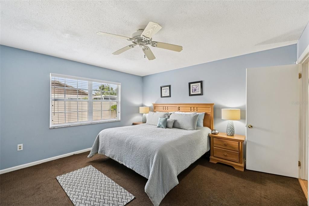 Active With Contract: $500,000 (3 beds, 2 baths, 1678 Square Feet)