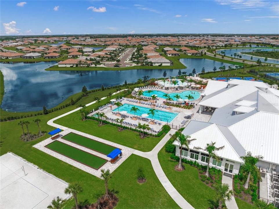 Activo con contrato: $344,000 (3 camas, 2 baños, 1887 Pies cuadrados)