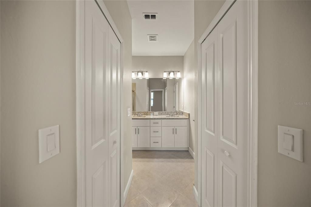 Activo con contrato: $344,000 (3 camas, 2 baños, 1887 Pies cuadrados)