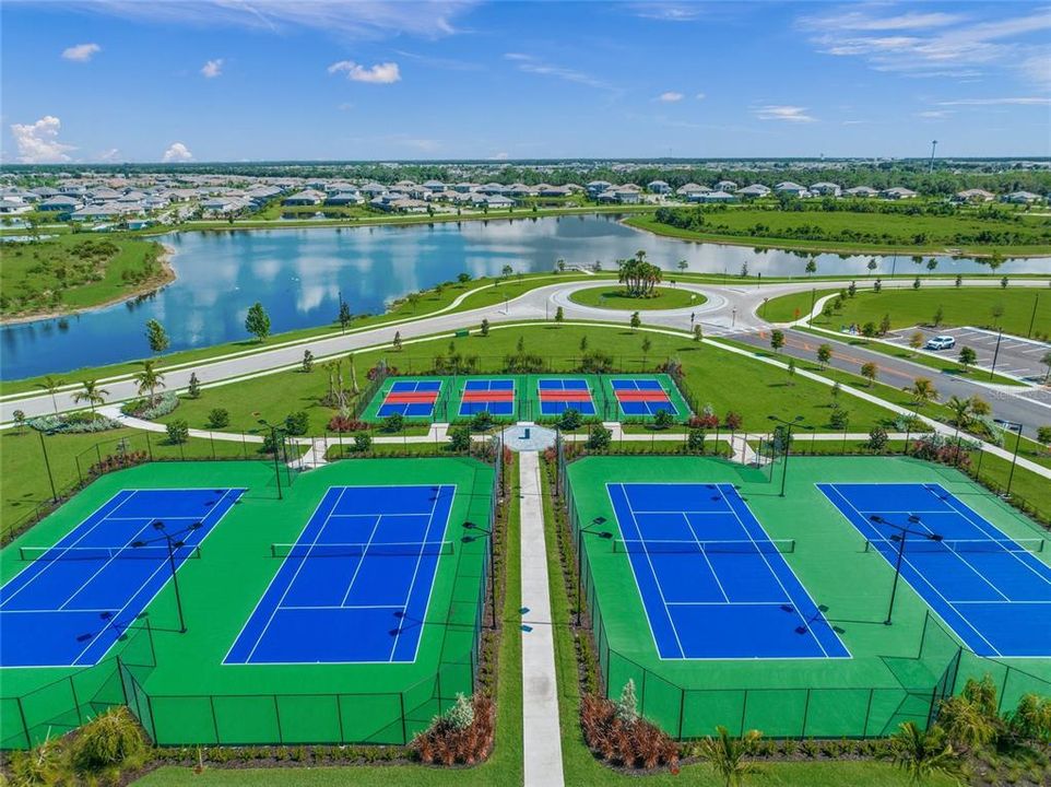 Activo con contrato: $344,000 (3 camas, 2 baños, 1887 Pies cuadrados)