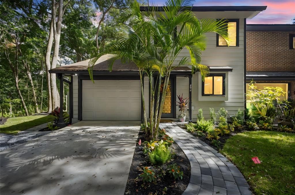 For Rent: $2,300 (2 beds, 2 baths, 1820 Square Feet)