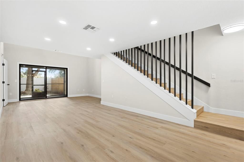 For Rent: $2,300 (2 beds, 2 baths, 1820 Square Feet)