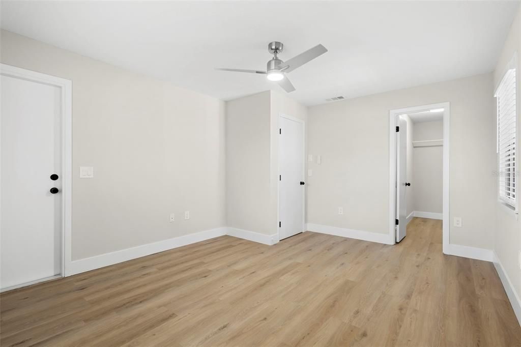 For Rent: $2,300 (2 beds, 2 baths, 1820 Square Feet)