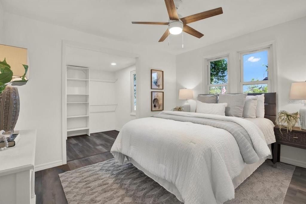 For Rent: $2,149 (2 beds, 1 baths, 775 Square Feet)