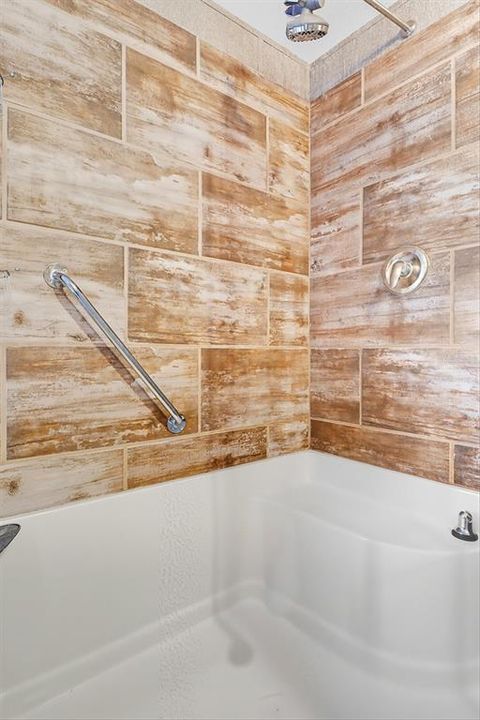 For Sale: $219,900 (3 beds, 2 baths, 1456 Square Feet)