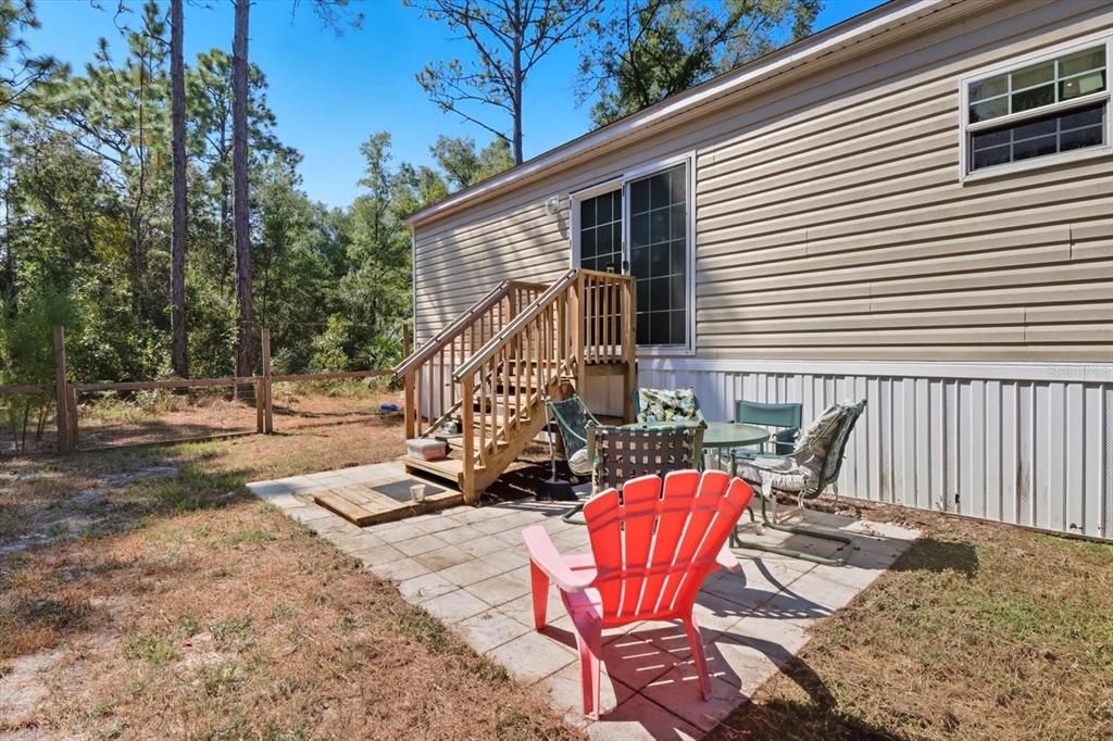 For Sale: $219,900 (3 beds, 2 baths, 1456 Square Feet)