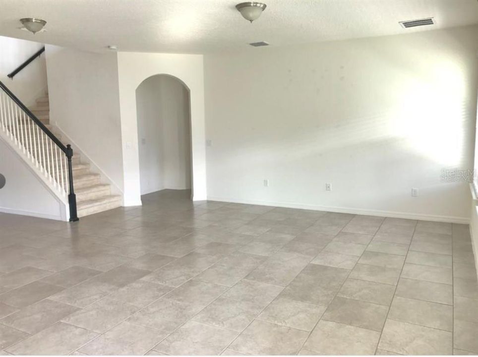 В аренду: $4,750 (7 спален, 4 ванн, 4318 Квадратных фут)