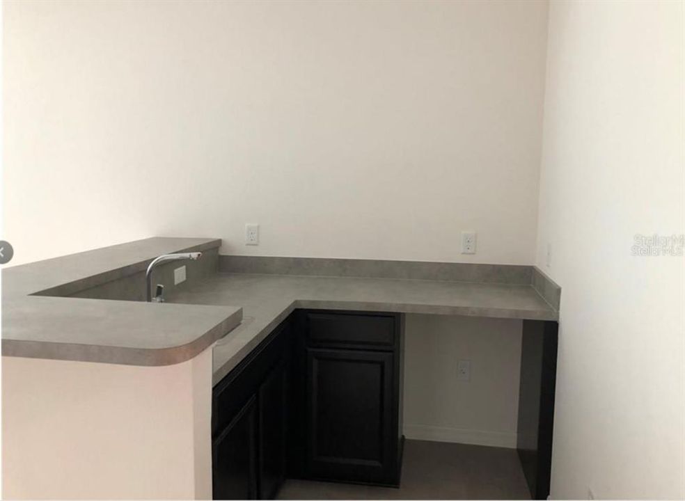 В аренду: $4,750 (7 спален, 4 ванн, 4318 Квадратных фут)