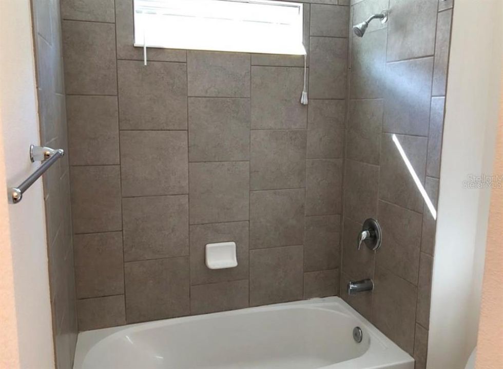 В аренду: $4,750 (7 спален, 4 ванн, 4318 Квадратных фут)