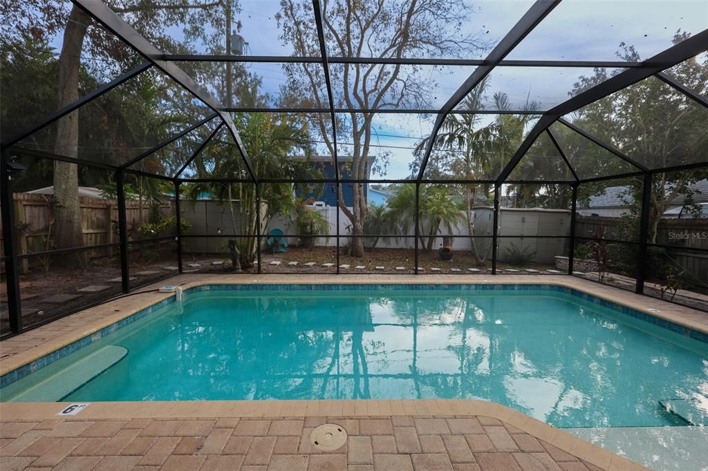 出租: $3,600 (3 贝兹, 2 浴室, 1510 平方英尺)