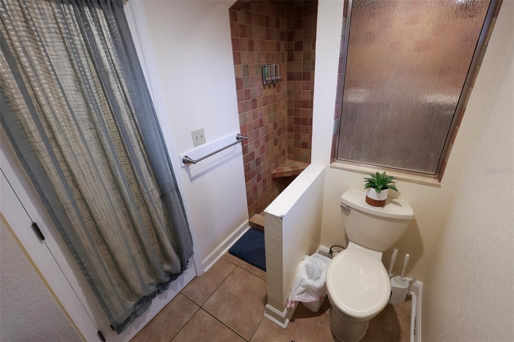 出租: $3,600 (3 贝兹, 2 浴室, 1510 平方英尺)