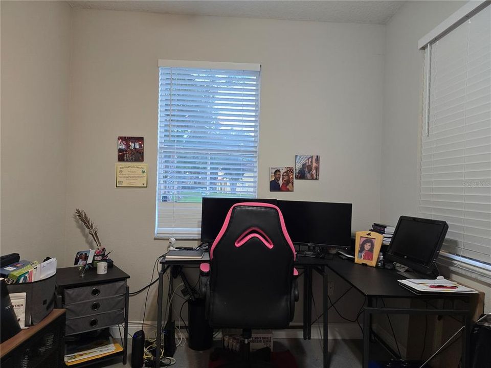 En Venta: $285,000 (3 camas, 3 baños, 1187 Pies cuadrados)