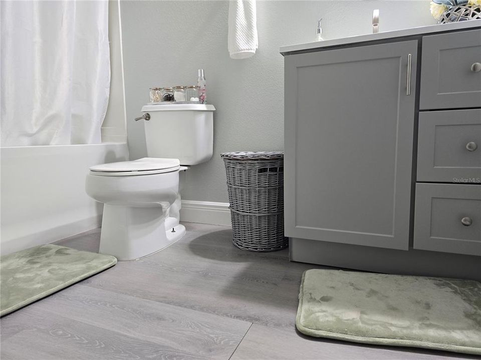 En Venta: $285,000 (3 camas, 3 baños, 1187 Pies cuadrados)