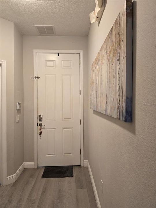 En Venta: $285,000 (3 camas, 3 baños, 1187 Pies cuadrados)