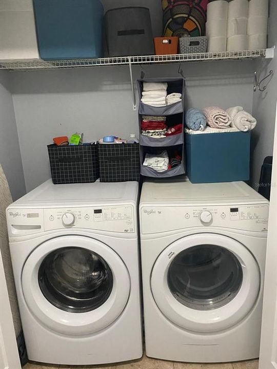 En Venta: $285,000 (3 camas, 3 baños, 1187 Pies cuadrados)