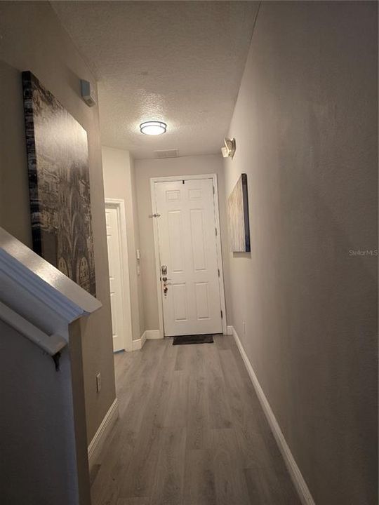 En Venta: $285,000 (3 camas, 3 baños, 1187 Pies cuadrados)