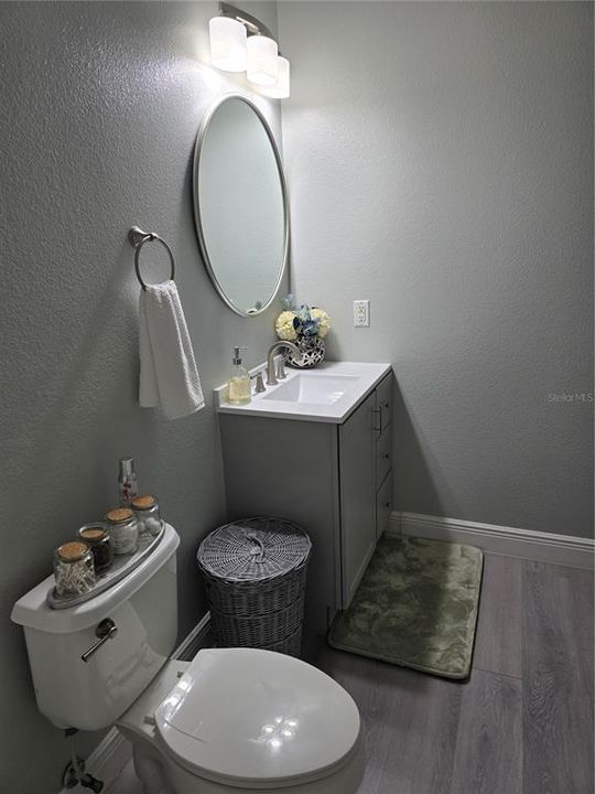 En Venta: $285,000 (3 camas, 3 baños, 1187 Pies cuadrados)