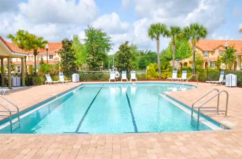 En Venta: $285,000 (3 camas, 3 baños, 1187 Pies cuadrados)